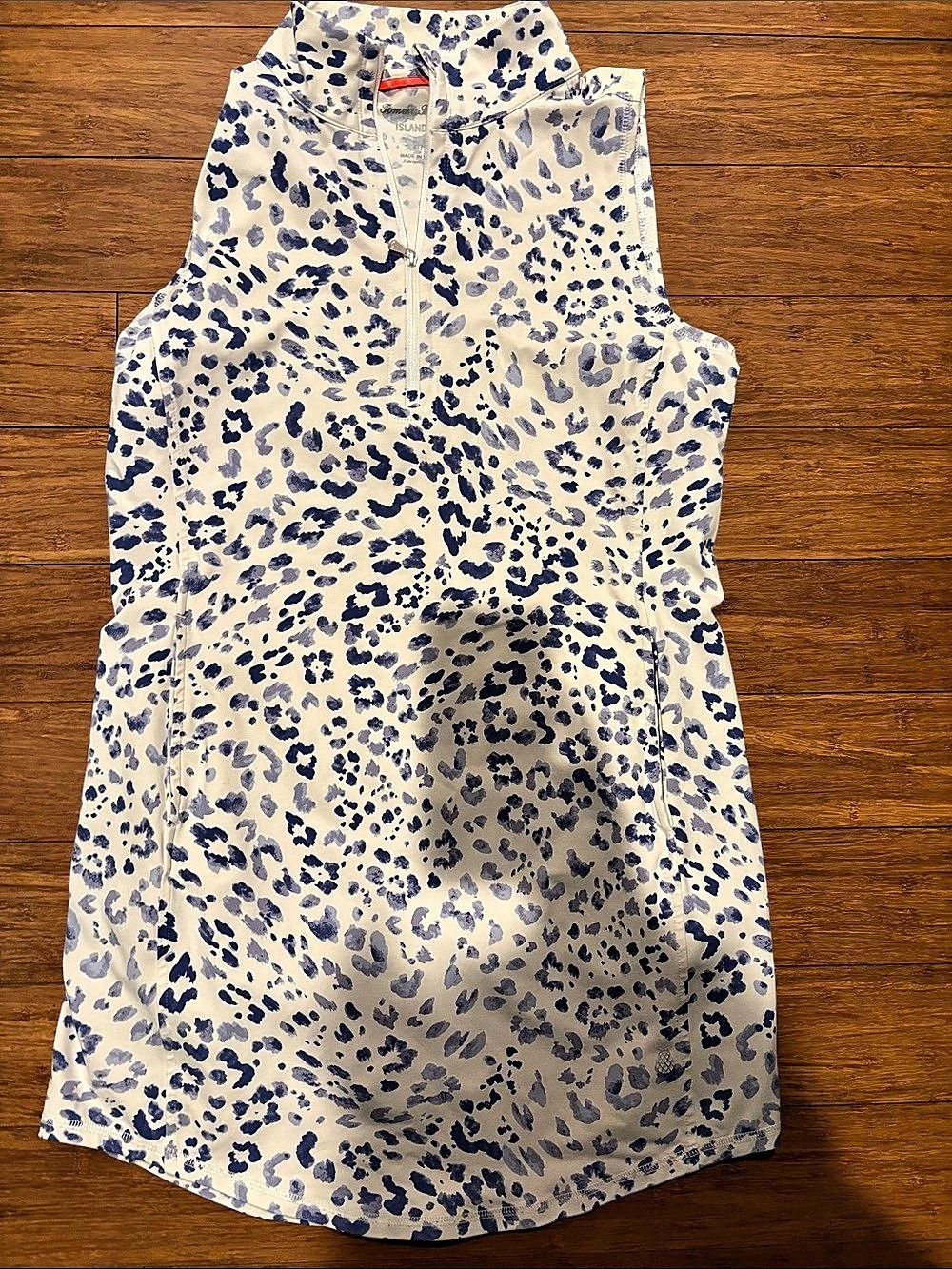 Tommy Bahama Animal Print golf tennis dress in White & Blue Size Small Like New
